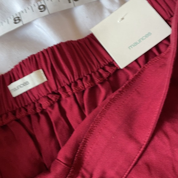 Women’s M Maroon Skirt - Picture 2 of 5